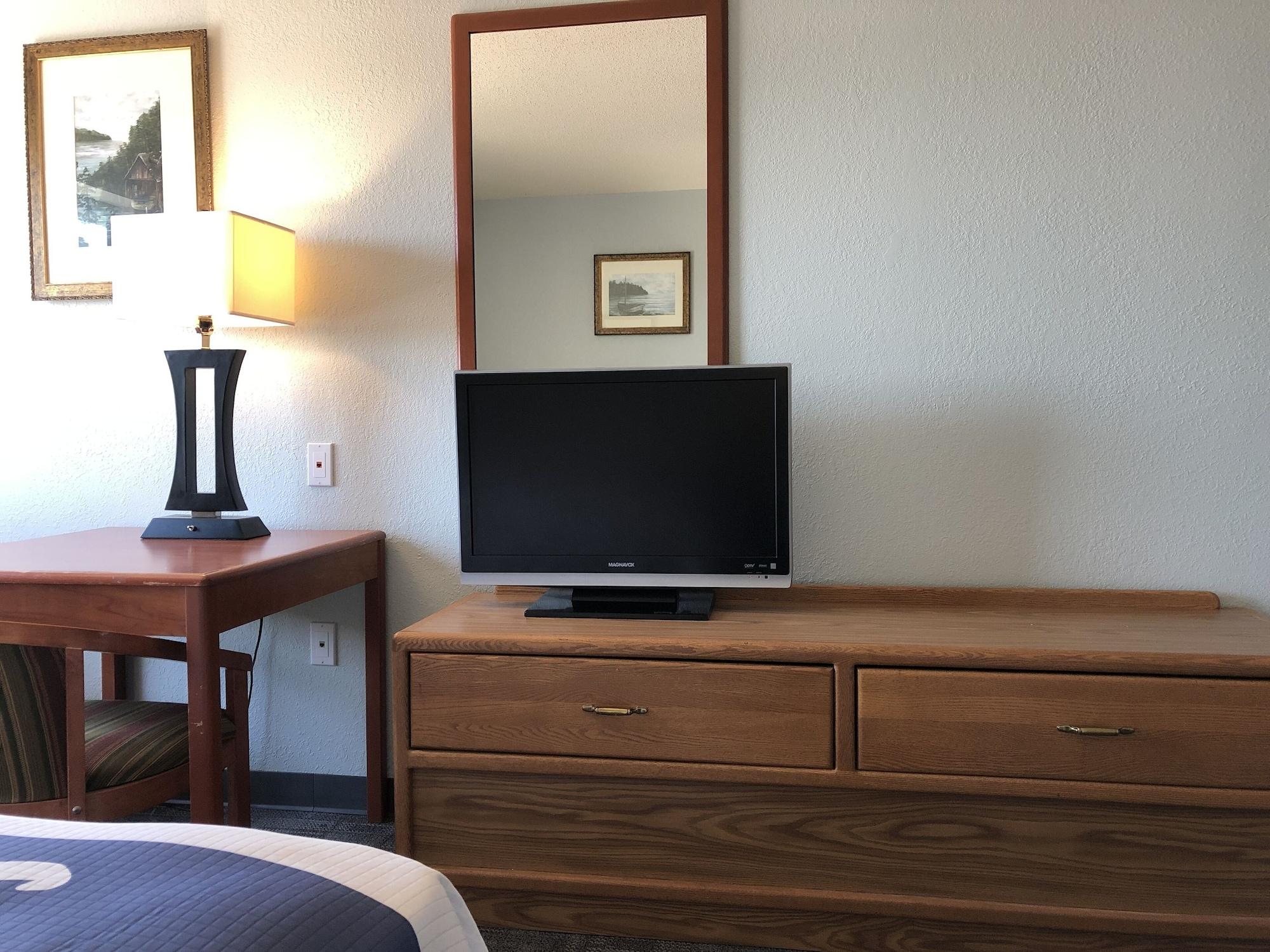 Days Inn By Wyndham Iron Mountain Buitenkant foto