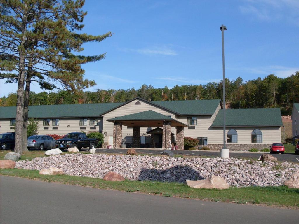 Days Inn By Wyndham Iron Mountain Buitenkant foto